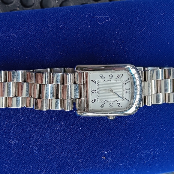 Rare VINTAGE COACH Buckle Watch!!! - Picture 3 of 6